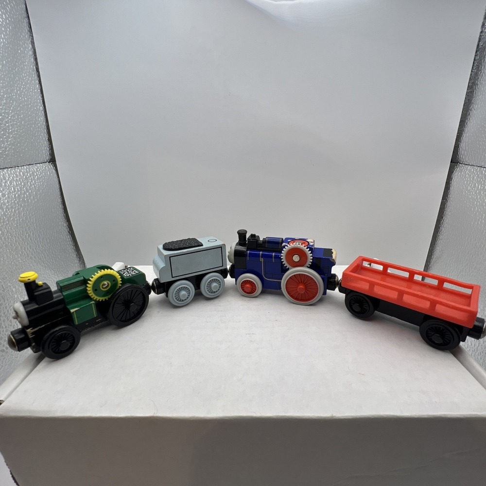 Thomas Wooden Railway Lot of 4 - Fergus, Rare Specialty Gears & Cargo Cars